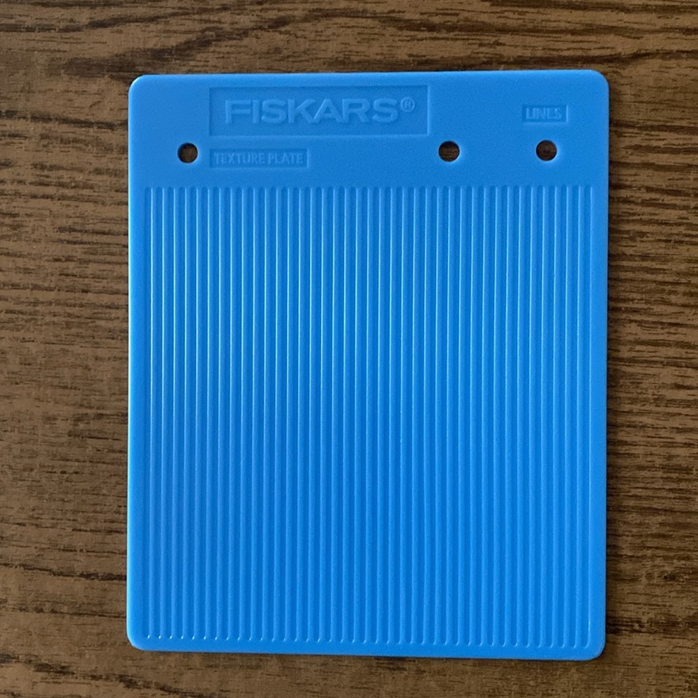Sent a 4 Fiskars Texture Plates (Lot 1) - Picture 9 of 10